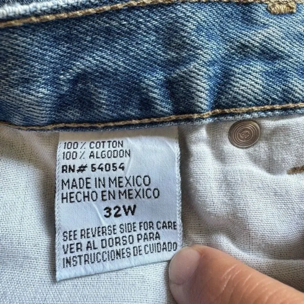 Vintage Bugle Boy 750 Shorts Men's 32W Blue Denim Medium Wash 5-Pockets Cotton